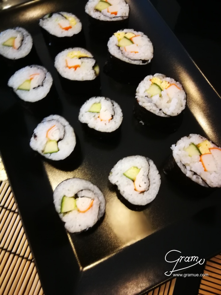 Sushi_N_Futomaki_Surimi